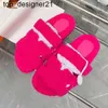 AAA Nieuwe 23ss Designer Slides Slippers man Womens Fluffy Fuzzy Slipper Comfort Mule Shearling Comfy Slide Slipper Zwembad Kussen Slippers Schoen Winter slipper