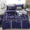 57Coffee White Stripe Pattern Duvet Cover Flat Bed Sheets Pillowcase King Queen Full Twin Bedding Set Soft bedspread 201021254C