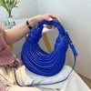 Дизайнерские роскошные новые сумки Botteg Vene Handbags Роскошная сумка 2023 Мода Творчество Индивидуальность Многоцветная Новая тканая сумка Red Knot XIP16