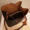 Hem Classic Style Women's Bucket Shoulder Bags Brown Flower Justerbar rem Nya modeväskor Godkvalitet Läderdesigner Neonoe Crossbody Bag med Dust Bag