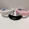 Box P Family Luxury Head Bands Sünger Spor Saç Jewelry Pembe Beyaz Siyah Tasarımcılar Kafa Bandı Makyaj Dekoru Saç Hoop İyi Quali250b