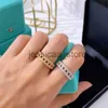 Bandringen luxe ontwerpers ringen mode T-grid diamanten ring klassiek uitgehold essentieel cadeau voor mannen vrouwen goud en zilver 2 kleuren goed mooi J230912R0NB