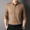 Mäns casual skjortor Nylonspadex sömlös för män långärmad premium vårkvalitet mjuk bekväm solid färg lyx kemis homme