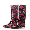 Buty deszczowe kwiatowe buty deszczowe luksusowe designerskie buty gumowe Wodoodporne prace bez poślizgu Galoshes dla kobiety Botas de Caza PVC 230912