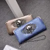 Portefeuilles voor dames, ritssluiting rond clutch met creditcardhouder, telefoonhoesje, leren lange Goth-portemonnee met polsbandje