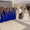 Królewska niebieska syrena sukienki druhna 2023 poza ramionami ogród ogród kraj Afrykańskie suknie ślubne ślubne suknie
