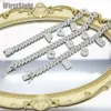 Cavigliere Colore argento Lusso Micro pavimentato CZ Lettere cubane fai da te Cavigliera 12mm Bagnette Zircone Miami Cuban Link Lettera Fascino Cavigliera Donna 230911