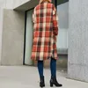 Casacos de trincheira feminina Moda de casaco único Fashion Fashion Longo Autumn Rouve Sleeve Lã da xadrez