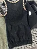 Tricots pour femmes Tees Designer 23 Début de l'automne Nouveau style de célébrité CH, réduction de l'âge, polyvalent, élégant, mince et épais, débardeur sans manches en tweed pour femmes QS6E