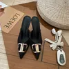 مصمم نساء BB الكعب العالي اللباس أحذية سميكة براءة اختراع البراءة السميكة السوبر سود سزام مدببة صندل مدبب بأحذية قارب الكعب العالي