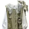 Sen Series Retro V Neck Knitted Vest Spring 3 차원 꽃 소음기 가디건 디자인