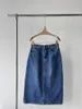 Rokken Lente/zomer Klassieke denim halve rok met split. Kleur heeft zuiver, met de hand gewassen water nodig. Elke lijn is anders