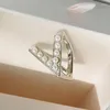 Spille Creativi Lettera Scialle da donna Clip Sciarpe Chiusura Imitazione Perla Sciarpa di seta Fibbia Spilla Matrimonio Gioelleria raffinata e alla moda Regalo