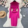 Casual Kleider Rollkragen Kalte Schulter Langarm Pullover Kleid Für Frauen Herbst Winter Strass Dekoration Midi Bodycon Gestrickte