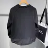 メンズTシャツ秋の丸いネックセーターファッション韓国語バージョンルーズカジュアルワーキング服ポケットスプライシング長袖TシャツINS