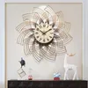 Väggklockor Fashion Art American Luxury Clock Metal Creative Mute Modern Design Large 3D Relogio de Parede Casa Vintage