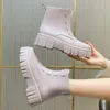 Stivali da pioggia Donna Stivali da pioggia Stivali da pioggia Scarpe impermeabili carine Scarpe coreane con slip corto Stivali da pioggia da donna Suola spessa Scarpe di gomma 230912