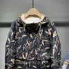Męskie kurtki bombowce mężczyźni jesienne męskie trend koreański z kapturem luźny kwiatowy nadruk moda moda zwykły płaszcz męski streetwear 230912