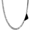 Luxe Designer Nacklace Voor Vrouwen Mannen 2 Kleur Sleutelbeen Zilveren Ketting Driehoek Hanger Kettingen Hoge Kwaliteit Sieraden Liefde Bracelet341h