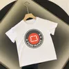 Diseñador de moda de manga corta Diseñador de verano Media manga O Cuello Impresión de letras Niños Niñas Top Bebés Niños Camisetas Camiseta Ropa para niños