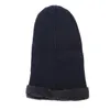 Berets Winter Männer Feste Farbe warmer Buchstaben Stricker integrierter Hutschal Erwachsener Plüsch dickerer Windschutz im Freien Frauen Mode Mode