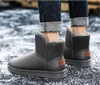 Wysokie miejsce na buty śnieżne buty skórzane moda swobodne buty męskie trzymaj ciepłe buty para Para rozmiar 38-45 standardowy rozmiar buty
