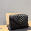 7A Borsa firmata Borsa a tracolla Borse da donna Borse Borse Tote Bagg Pelle di vitello nera Classiche strisce diagonali Catene trapuntate Borsa a tracolla media