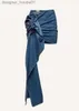 Jupes Jupes haute qualité Style de luxe mode italienne trois dimensions licou Corset Rose et tranche Mini jupe en jean n'est pas un costume L230912