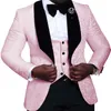 Pink Mens Suits 3 Pieces Floral Jacquard Black Shawl Lapel Groomsmen Tuxedos for Wedding Suits Men Blazer vest Pants265f