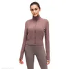 Naken-Feel Tyg Slim Fit Yoga Sport Jacket Kvinnor Full Zipper Ribbed Gym Fitness Coat med två fick/tumhål Fashion