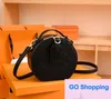 Lyxdesigner Round Bag Cake Shoulder Crossbody Bags Nano Handväskor Kopplingar Kvinnliga telefonkamera Purses Makeup Bag Ny