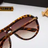 Óculos de sol de designer Mens Frame Tom-fords com óculos de sol UV da moda em forma de óculos para homens e mulheres transparentes Mulheres resistentes Oval Tom Sunglasses 5500