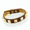Bangle Punk Geometric Textured Rivet Women 8 Färg Välj Luxury Personality Jewelry Brand Belt Buckle Wrist Armband Män Z309