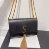 7A Bolso de diseñador Moda Totes clásicos Embrague cruzado Bolsos de hombro Bolsos de cadena con logotipo de metal Bolsos de sobre de cuero de lujo Monederos para mujer para hombre Cartera de viaje