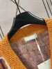 Designerski swetra sweter z dzianiny kwadratowy przycisk ręcznie robiony koralika pełna litera Jacquard z długim rękawem dekolt dekolt projektant designerski swetry damski kardigan damski