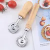 Outils de pâtisserie, roue de coupe de pâtisserie cannelée, manche en bois, pince à raviolis, fabricant de timbres pour la maison et la cuisine, cuisson SN4216