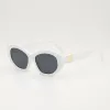 مصمم الإطار الكامل نظارة شمسية للنساء رسائل ذهبية أزياء ظلال نظارات خمر الشمس