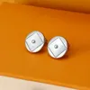 Orecchini di design per donna Orecchini a bottone Charm Orecchini ipoallergenici in acciaio inossidabile Gioielli di alta qualità Regali di compleanno per donna