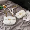 Toppkvalitet 5Colors berömda varumärke Kvinnor Designer axelväska Läderkedja Kors Kropp ren färg Kvinnor Handväska crossbody väska handväska 26 cm