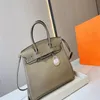 Bolsos de compras de diseño de lujo clásico fiesta socialité bolso de asociación cuero de vaca de lichi gran capacidad diseñador femenino negocio Mes243F