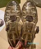 Doppelte Damen-Sandale, flache Designer-Sandalen, transparente Folien, glänzendes Finish, Gummischuhe, 90er-Jahre, Vintage, Schwarz, Weiß, Gelee, lässiger Slipper