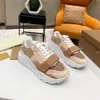 Designer Treakers Sneakers Buty Buty Casual Buty Vintage w paski Sneaker Flats Platform Trener Marka Klasyczna sezon buta Treny z pudełkiem