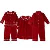 Kledingsets Herfst Winter Babykleding Meisjes Jongens Pyjama Sets Familie Unisex Kleding Nachtkleding Rood Fluwelen Kerstpyjama voor kinderen 230912