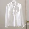 Blouses pour femmes Automne Blanc Élégant À Manches Longues Bureau Dame Chemisier Femmes Grande Taille Hauts 2023 Bandage Col Noeud Chemises À Simple Boutonnage