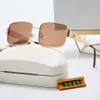 2023 Lüks Tasarımcı Güneş Gözlüğü Kadın Erkek Gözlükleri Lisa Triumph Beach Street Fotoğraf Aynı Moda Kare Güneş Gözlüğü Metal Tam Çerçeve Hediye Kutusu