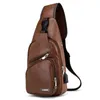 أكياس مدرسية Crossbody Chest Men USB شحن سماعة رأس الخصر PU الجلود والقطن كتف كيس فتى حزمة قطري 230912