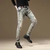 Jeans na moda Mid Rise Trend Trend Lazy Youth Trends Lavado estilo Spring Style Slim Fit Petes Pontas de comprimento para homens