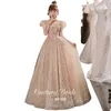 Bescheidene lange glänzende Mutter der Brautkleider Spitze applizierte formelle bodenlange Hochzeitskleider Vintage Plus Size Evening Guest -Kleider für Hochzeiten