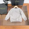 23 Luxuy Sudaderas para niños Sudaderas con capucha para niño y niña Letras sueltas para niños Ropa de calle impresa Hiphop Jersey Tops Sudadera informal para niños Ropa para bebés tops de diseñador