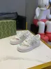 Sapatos para meninos meninas forro de pele de carneiro respirável tênis infantis tamanho 26-35 sapatos casuais de bebê com cadarço incluindo caixa set10